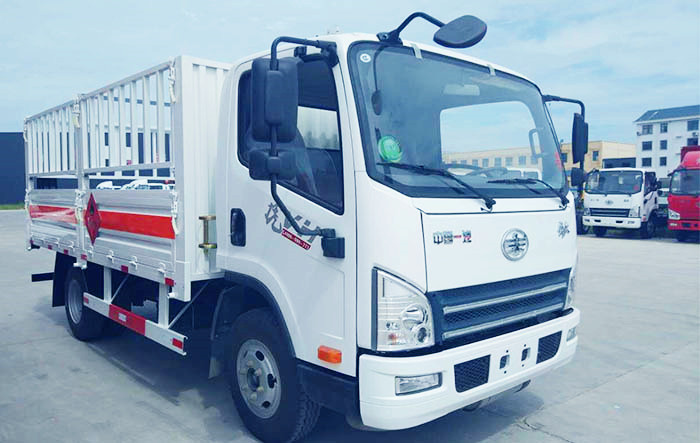 解放蓝牌气瓶运输车