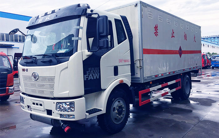解放爆破器材运输车