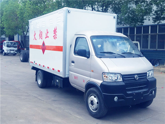 蓝牌小俊风易燃气体厢式运输车