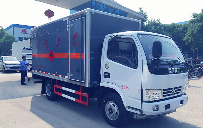 东风蓝牌易燃气体厢式运输车