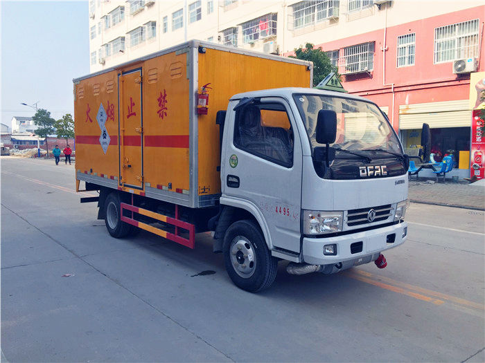 东风毒性和感染性危险品厢式运输车