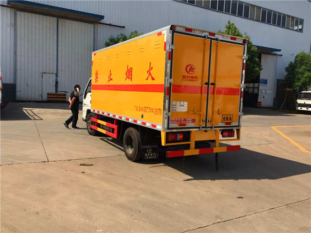 江铃烟花爆竹运输车 江铃烟花爆竹运输车