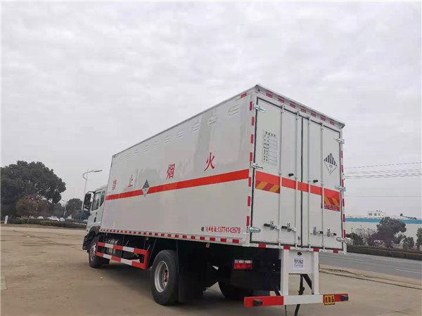 烟花爆竹运输车 烟花爆竹运输车
